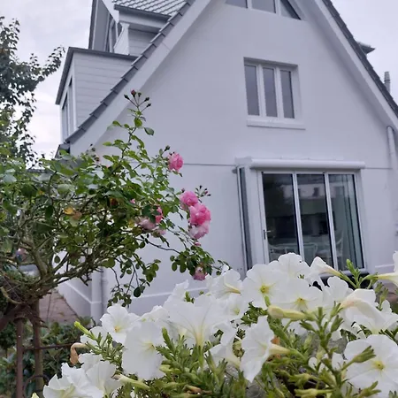 Traumhaus At Timmendorfer Semesterbostad *